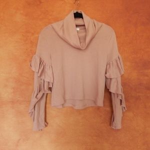 Ruffle sleeve top / Leith